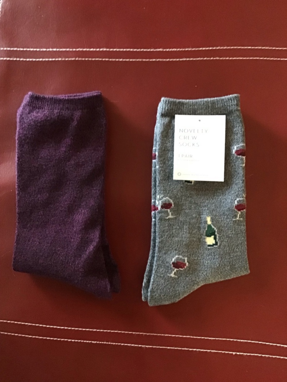 Women’s Novelty Crew Socks, Wine Theme, 2 pair NEW